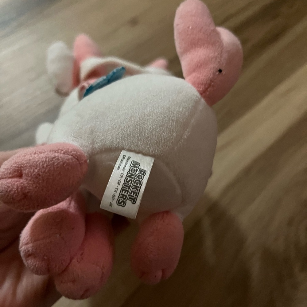 Pokemon Sylveon Pocket Monsters Sanei Sitting Plush Japan Nintendo 9 Inch - Picture 3 of 4